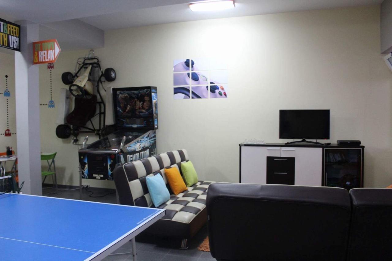 פונטה דלגדה Villa Quinze - Luxurious 3 Bedroom Villa With Private Pool And Games Room & Amazing Views מראה חיצוני תמונה