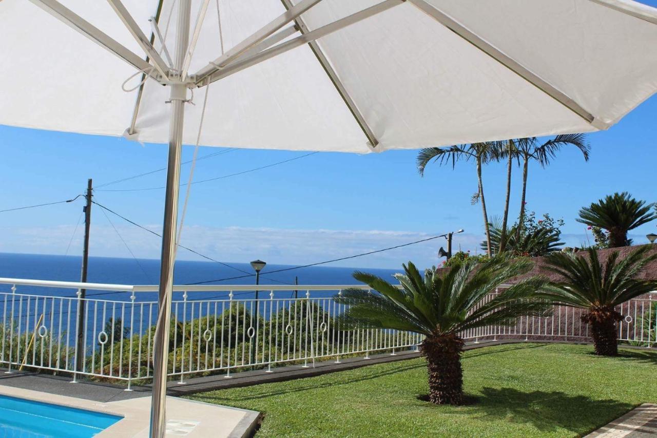 פונטה דלגדה Villa Quinze - Luxurious 3 Bedroom Villa With Private Pool And Games Room & Amazing Views מראה חיצוני תמונה